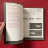 NASA Graphics Standards Manual (French edition)