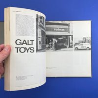 Lettering Today - A survey and reference book